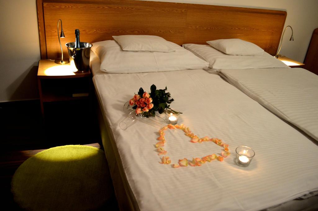 Hotel Matrix Szeged Luaran gambar