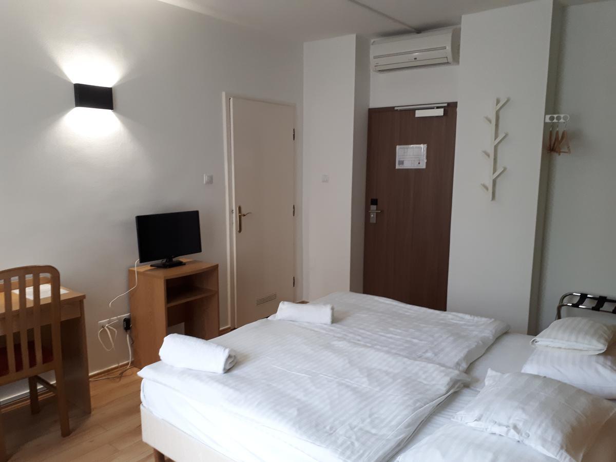 Hotel Matrix Szeged Luaran gambar